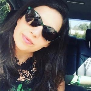 Meet your Posher, Drew